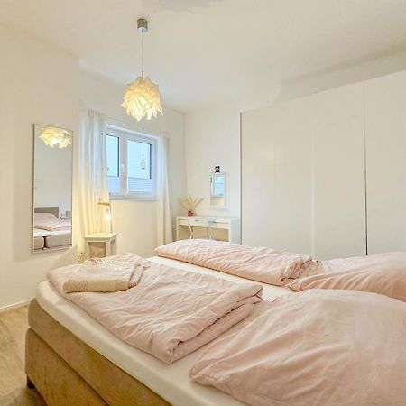 Modernes Trierer Cityloft Mit Grossem Balkon Kültér fotó