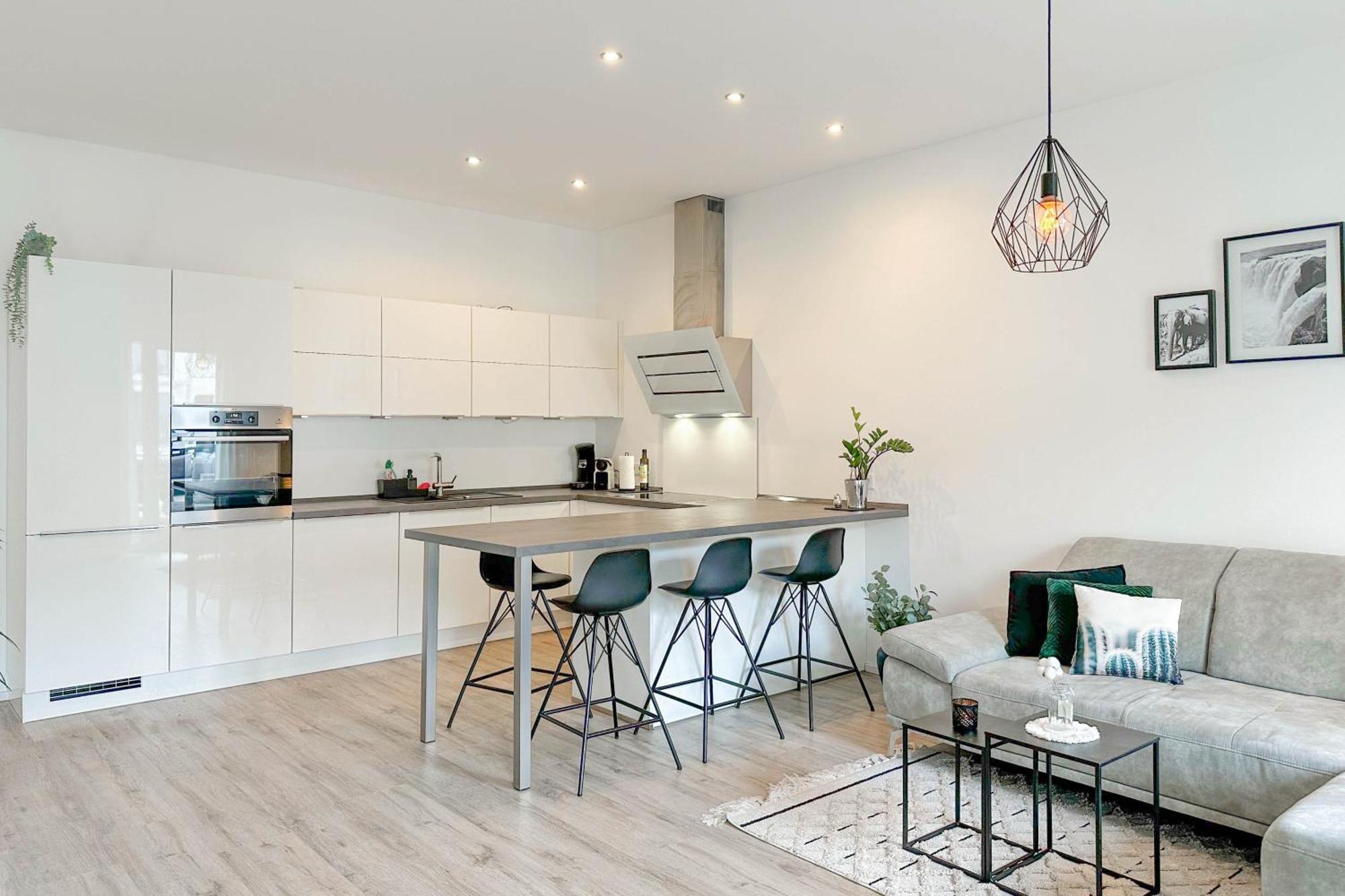 Modernes Trierer Cityloft Mit Grossem Balkon Kültér fotó