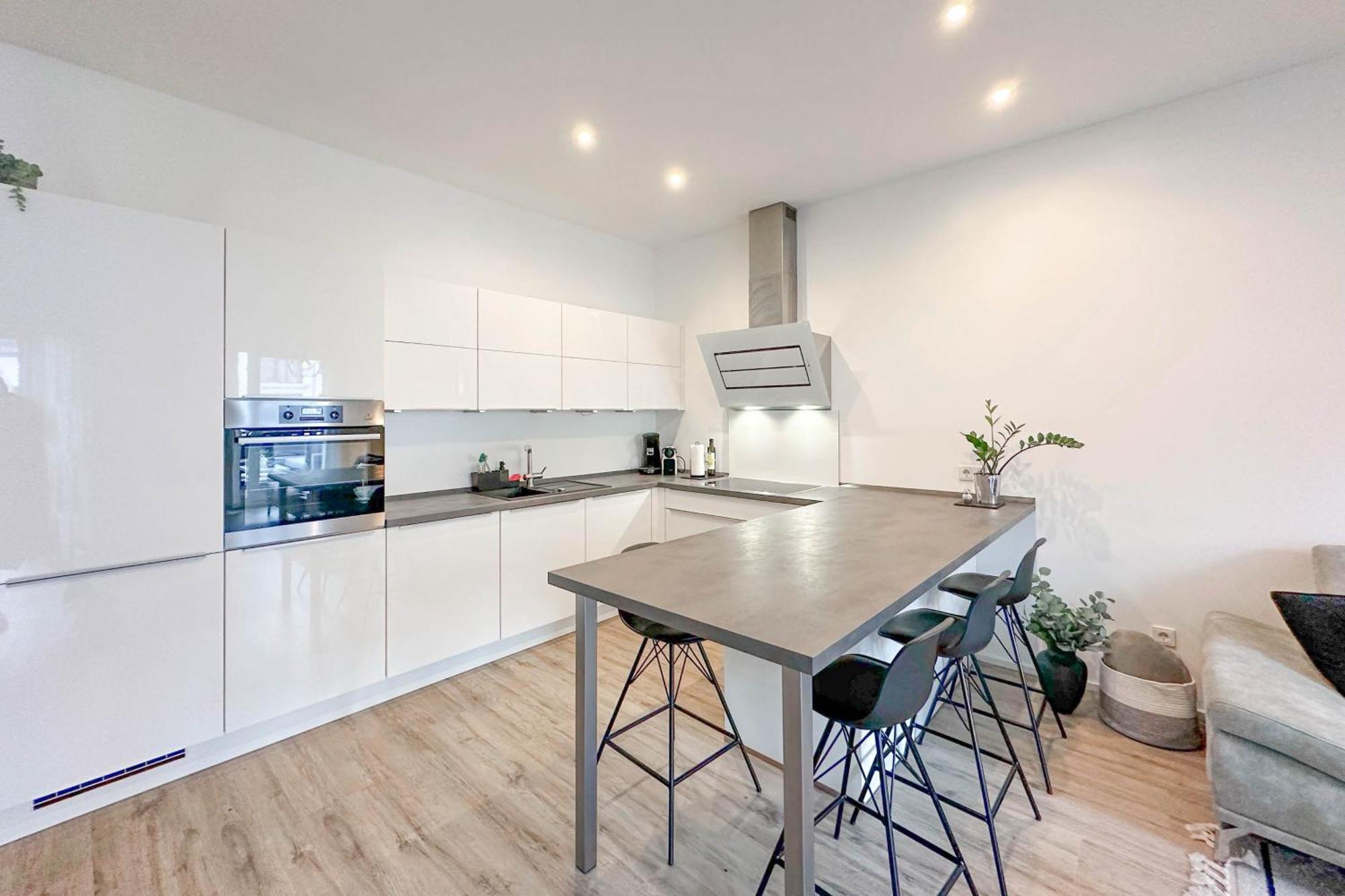 Modernes Trierer Cityloft Mit Grossem Balkon Kültér fotó